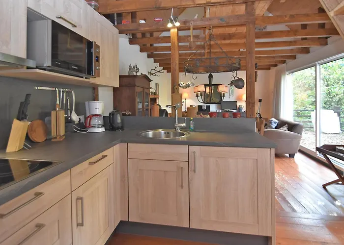 Vintage-ferienhaus Mit Eigener Terrasse